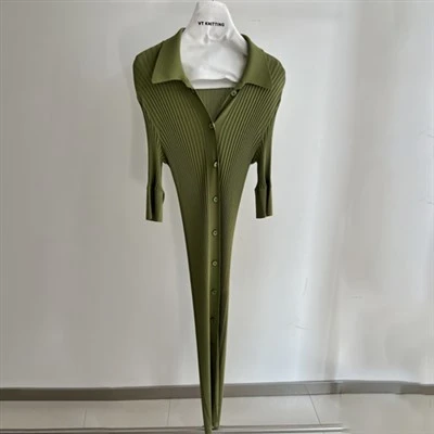 Ayol uchun moda kasbli kiyim